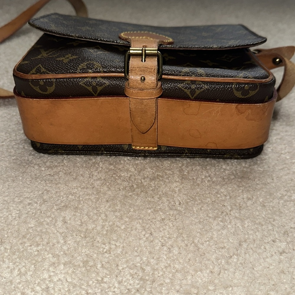 Louis Vuitton Cartouchiere - Picture 4 of 14